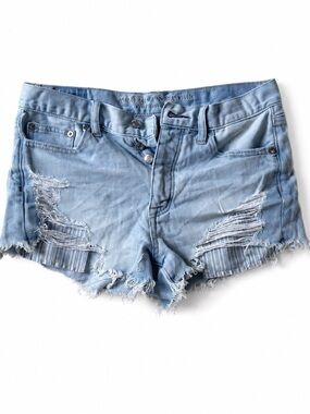 American Eagle Outfitters Light Wash Distressed Denim Cutoff Shorts